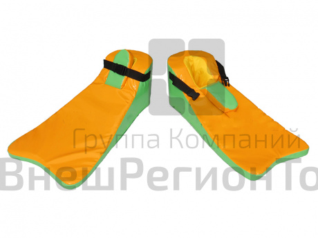 Аттракцион "Гигантские ласты".