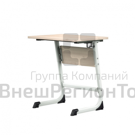 Стол ученический, регулируемый по высоте.