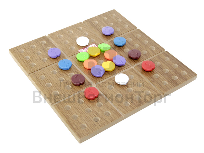 Игра Судоку с шрифтом Брайля на доске.