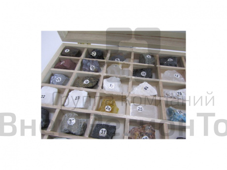 Коллекция "Минералы и горные породы" (49 видов).